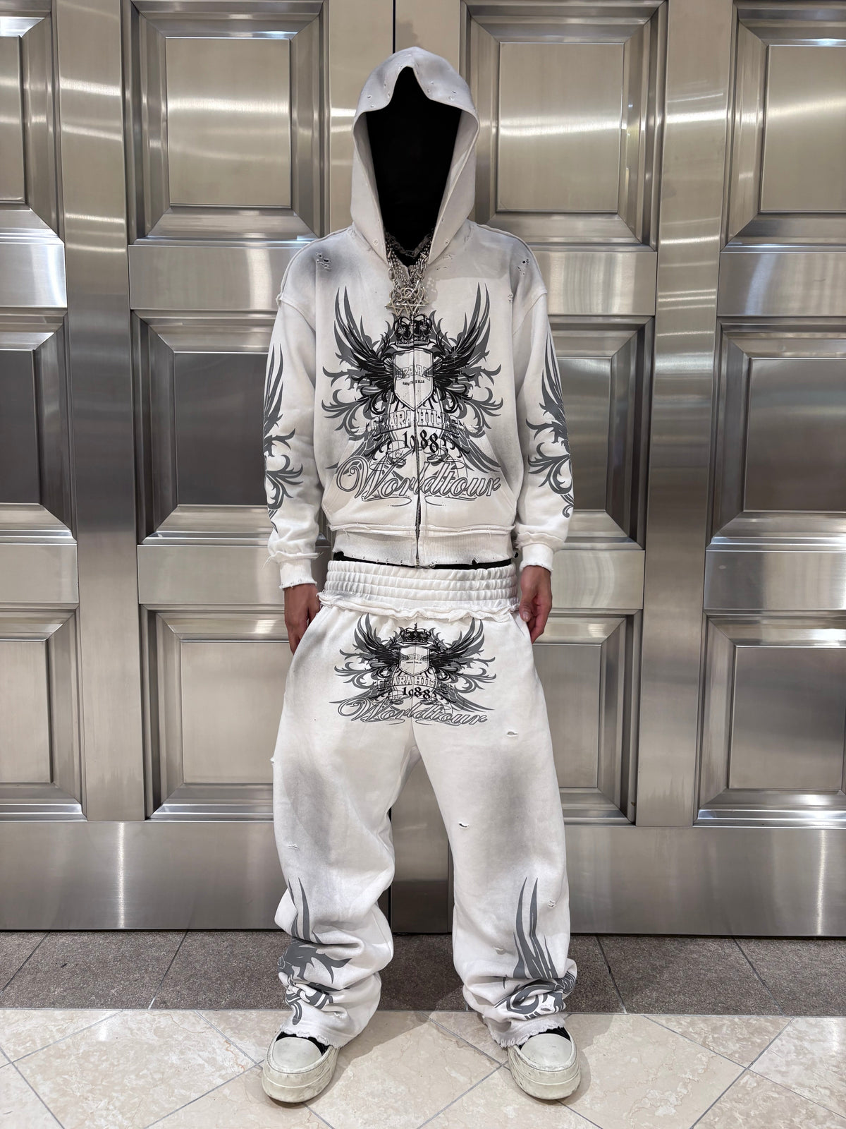 Worldtour Sweatsuit (White)